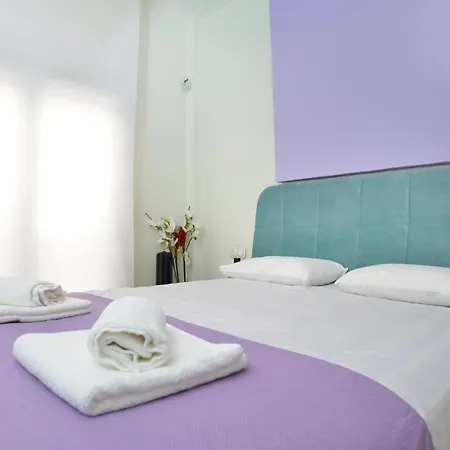 Colorful Apt. Near Nea Smirni Square *